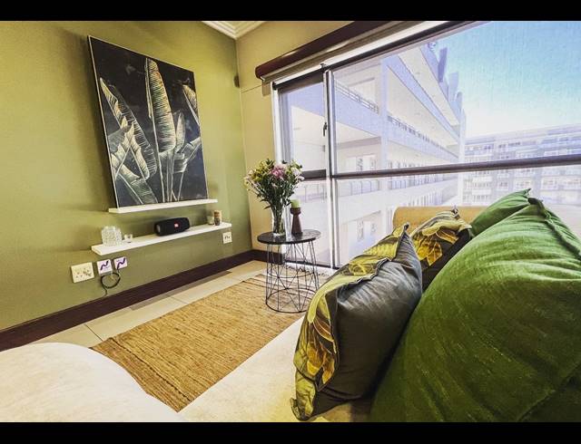 1 BEDROOM APARTMENT TO LET IN UMHLANGA RIDGE